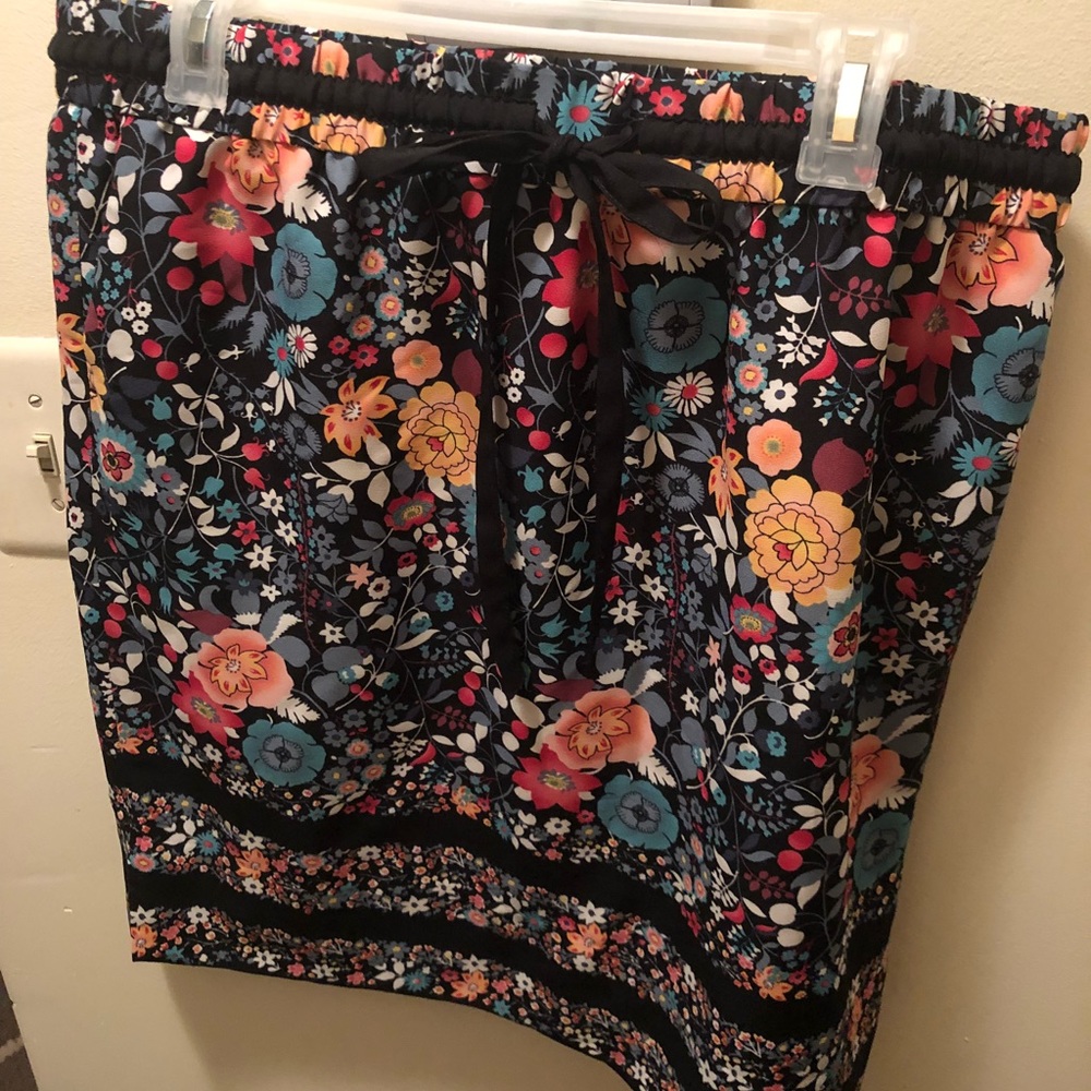 LOFT A line skirt